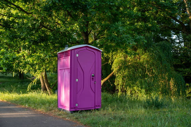 Best Portable restroom solutions  in Darien, IL