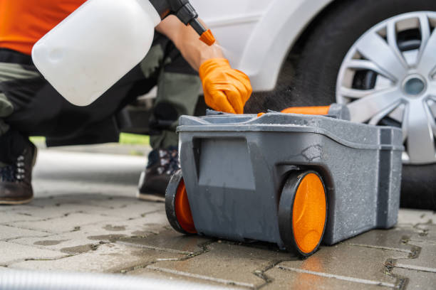 Best Porta potty delivery and setup  in Darien, IL